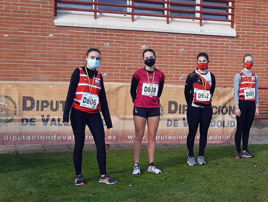 Los niños y jóvenes del Club Atletismo Arroyo regresaron a la competición el pasado fin de semana con muy buenos resultados. 