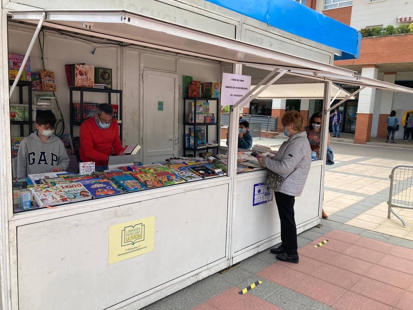 Todas las actividades de la I Feria del Libro de Arroyo han contado con destacada asistencia de público. 