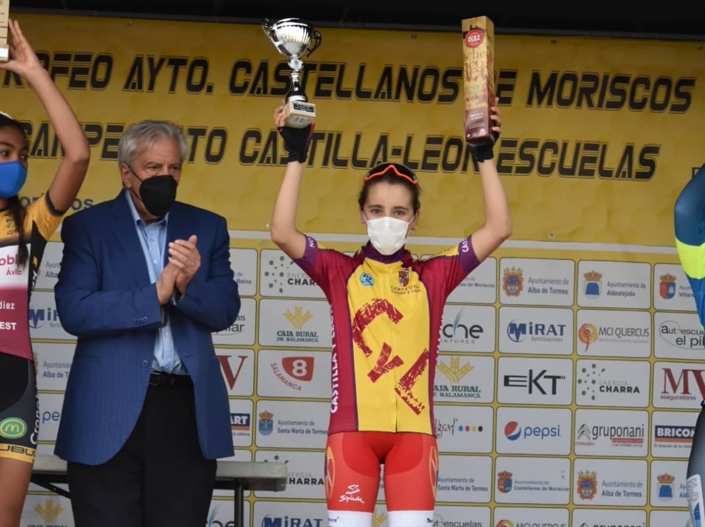 Lidia Castro con el maillot de campeona de Castilla y León. 