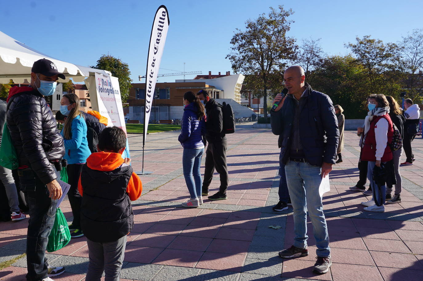 Más de un centenar de participantes en el I Rally Fotográfico de Arroyo de la Encomienda. 