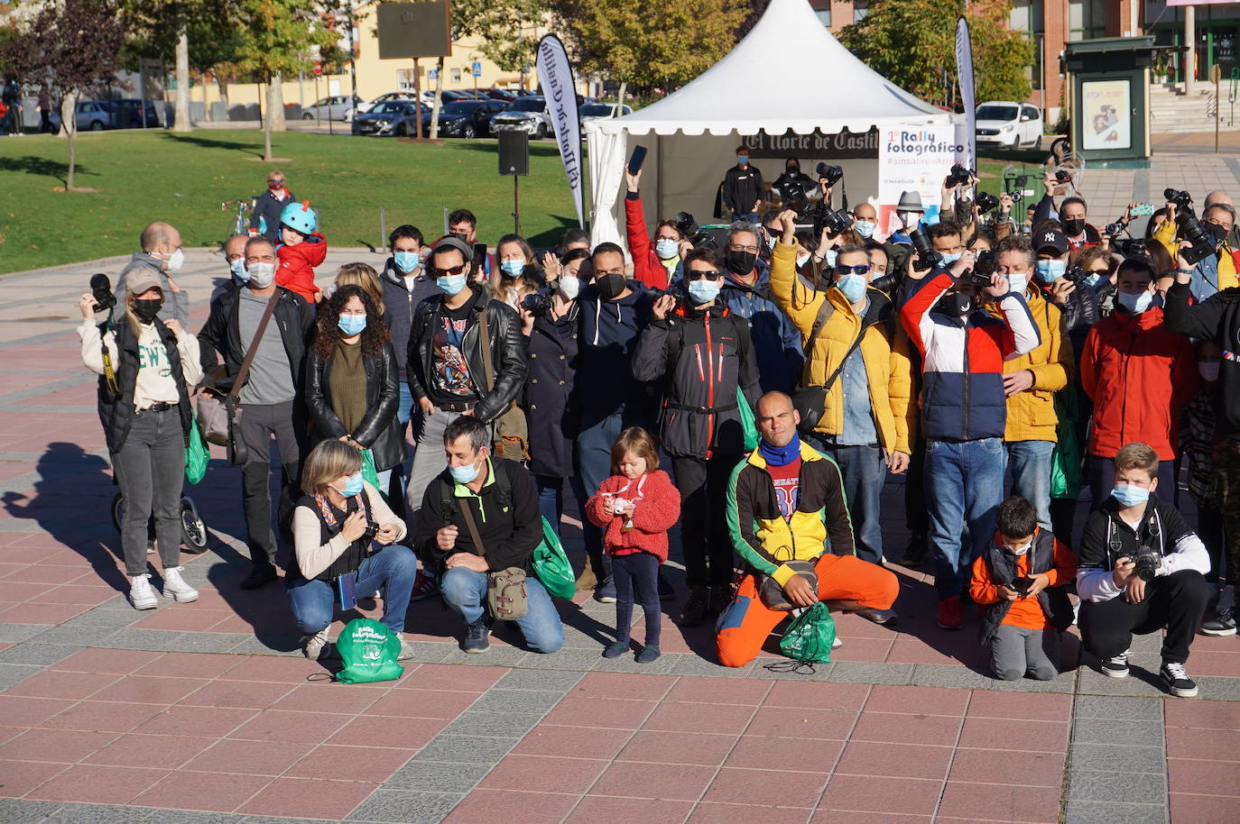 Más de un centenar de participantes en el I Rally Fotográfico de Arroyo de la Encomienda. 