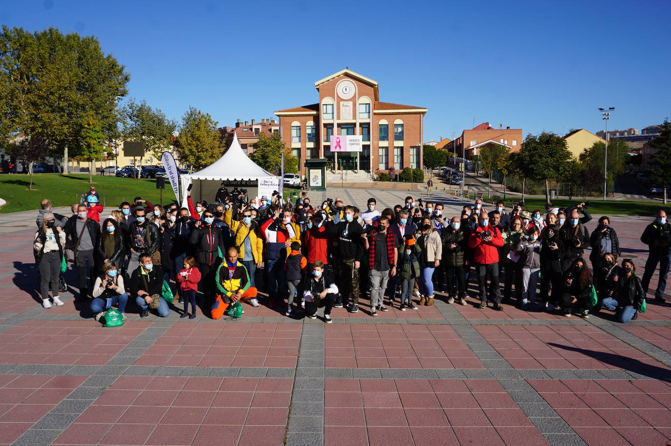 Más de un centenar de participantes en el I Rally Fotográfico de Arroyo de la Encomienda. 