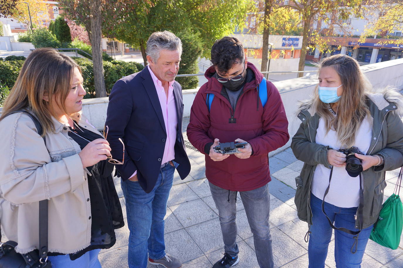 Más de un centenar de participantes en el I Rally Fotográfico de Arroyo de la Encomienda. 