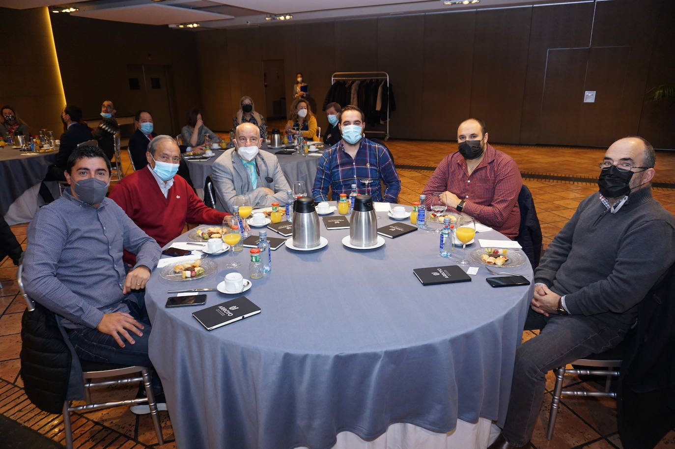 Más de un centenar de empresarios de Arroyo en el evento Hablemos de Negocios. 