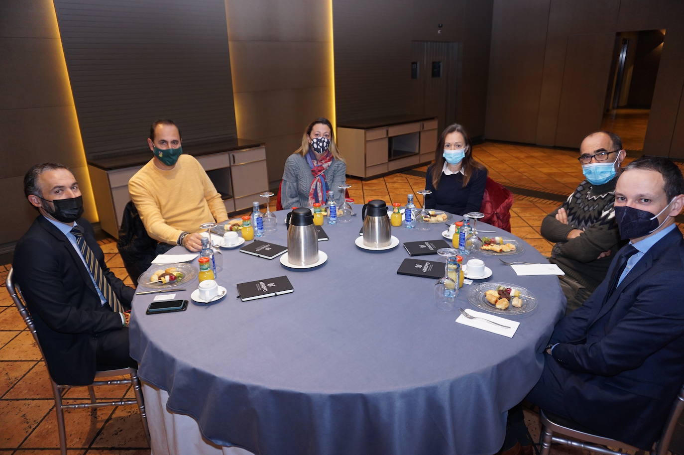 Más de un centenar de empresarios de Arroyo en el evento Hablemos de Negocios. 