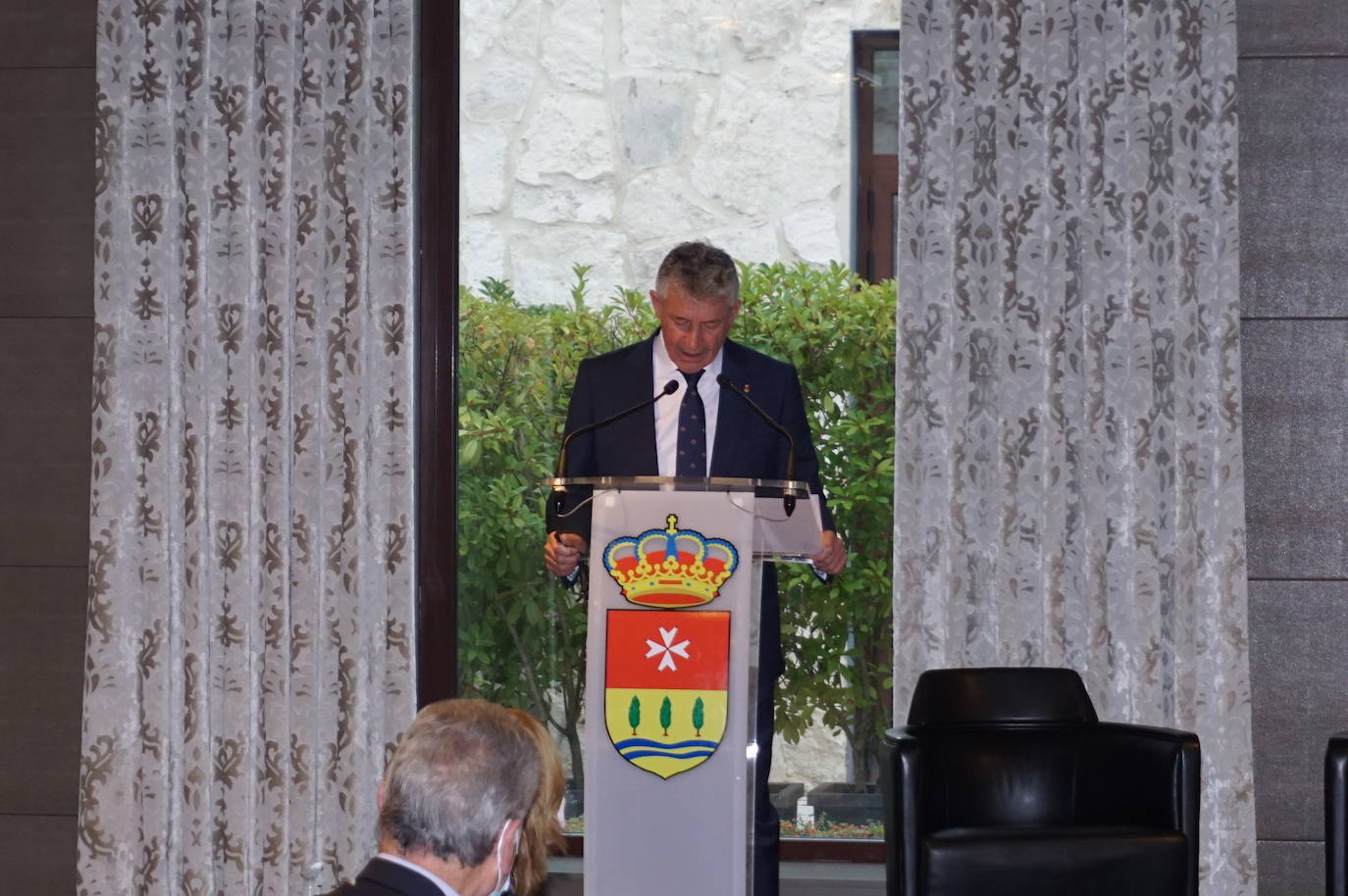 Más de un centenar de empresarios de Arroyo en el evento Hablemos de Negocios. 