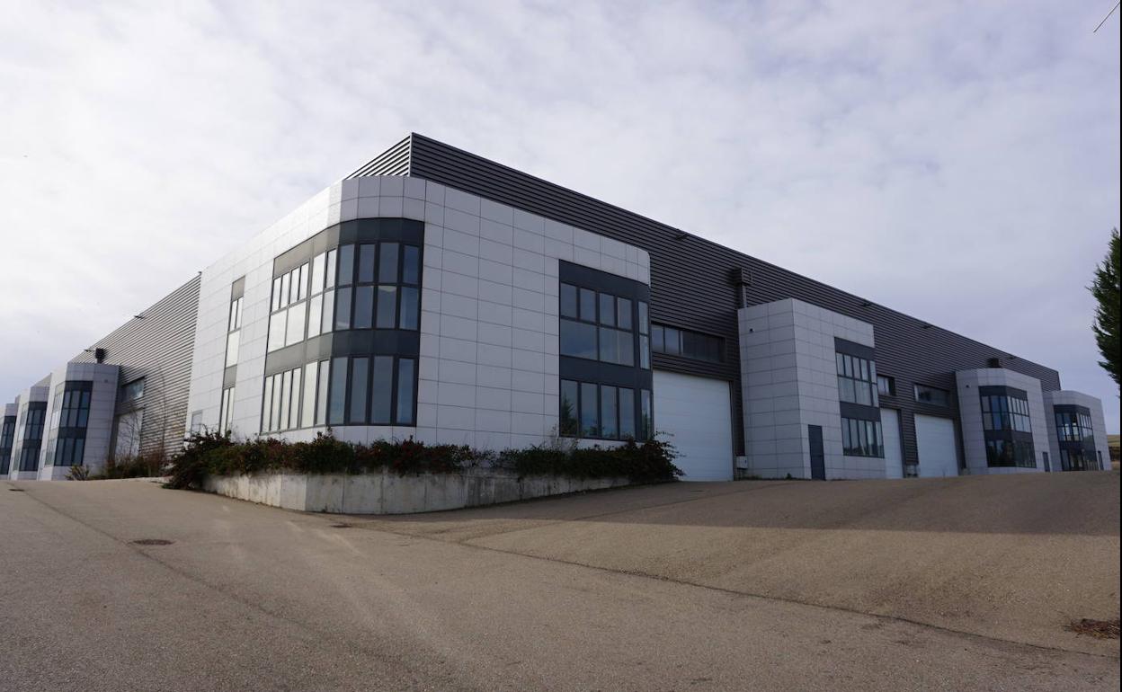 Naves que adquiere el Ayuntamiento de Arroyo en el polígono industrial La Encomienda. 