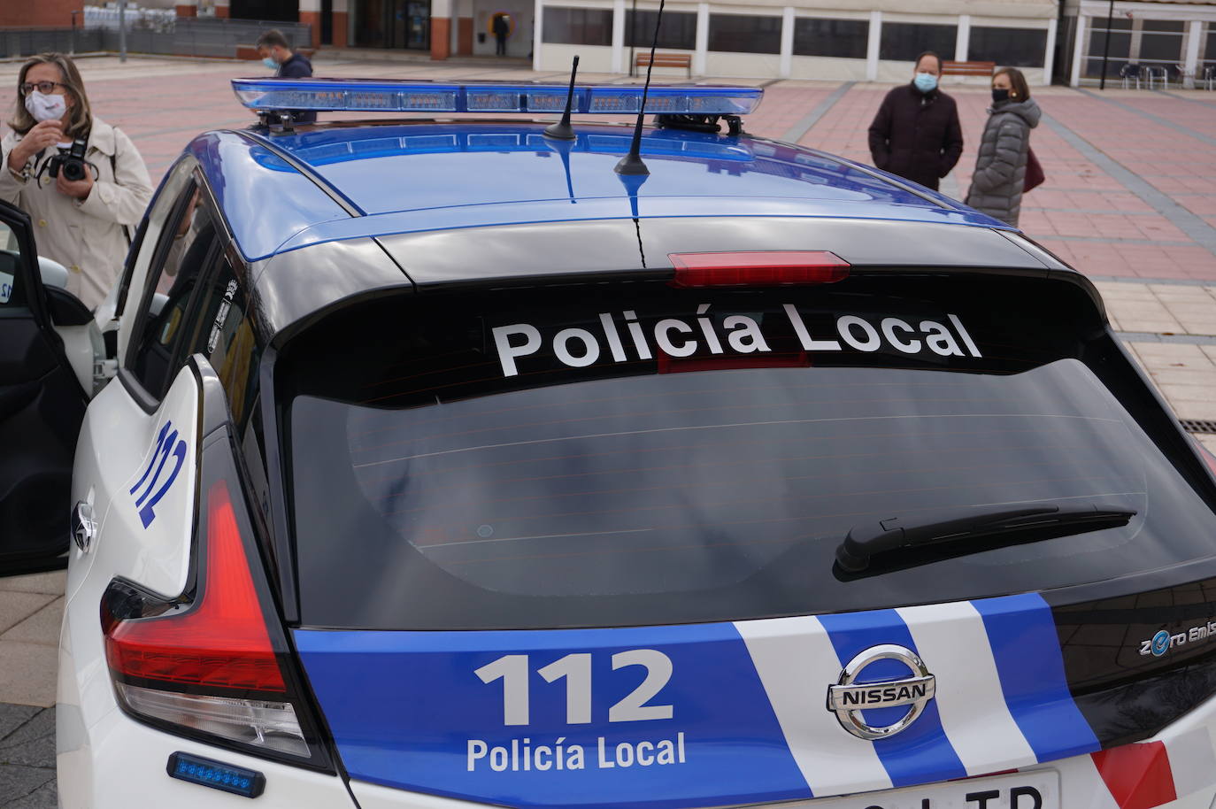 Presentación y entrega de los vehículos de la Policía Local de Arroyo. 