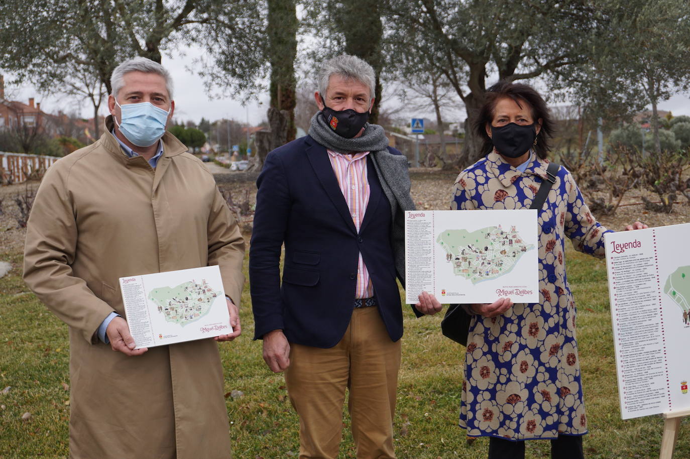 Una treintena de rotondas bautizadas con los nombres de los personajes de las novelas más importantes homenajean la obra de Miguel Delibes en Arroyo de la Encomienda. 