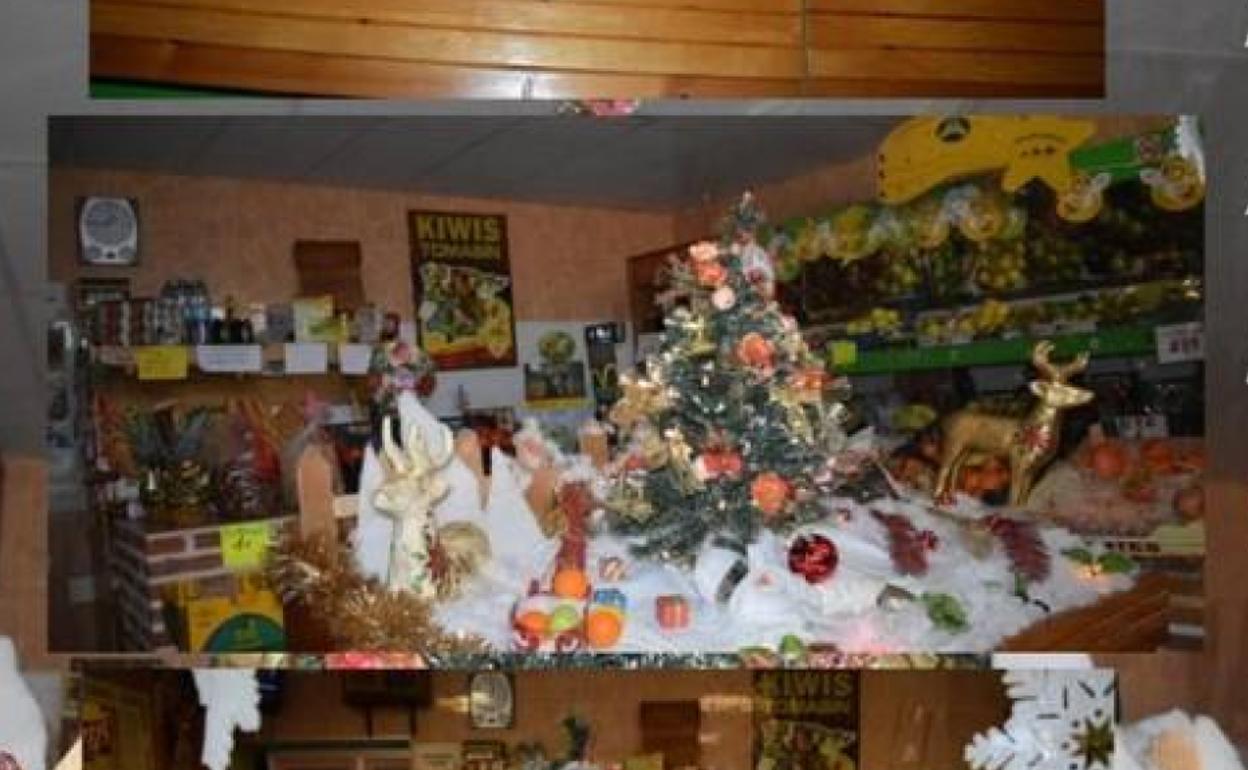 Escaparate de Frutería Charo. 