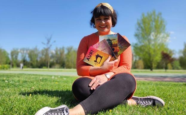 La escritora de Arroyo de la Encomienda, Miriam Martín de Rojas, autora de 'Carolimi', entre otros