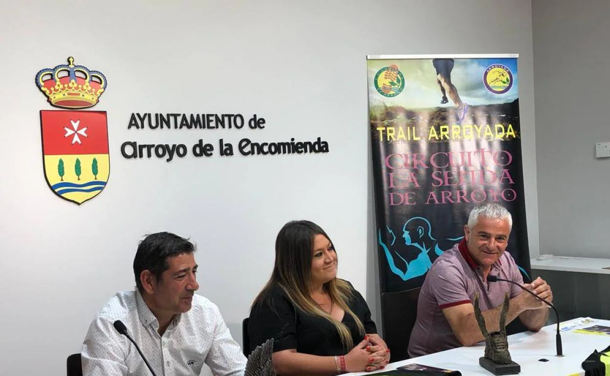 Presentación de la Arroyada Trail 2022 en el Ayuntamiento de Arroyo 