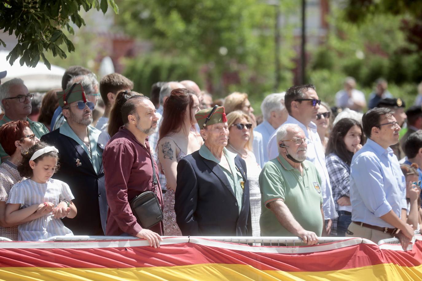 Diferentes momentos de la jura en el municipio. 
