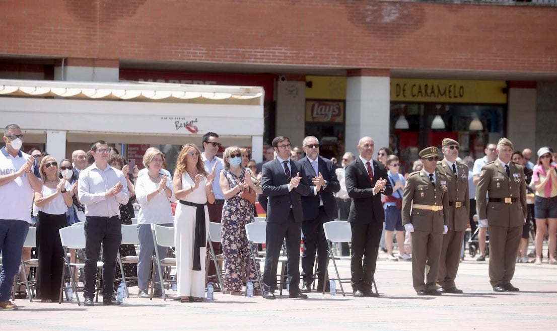 Diferentes momentos de la jura en el municipio. 