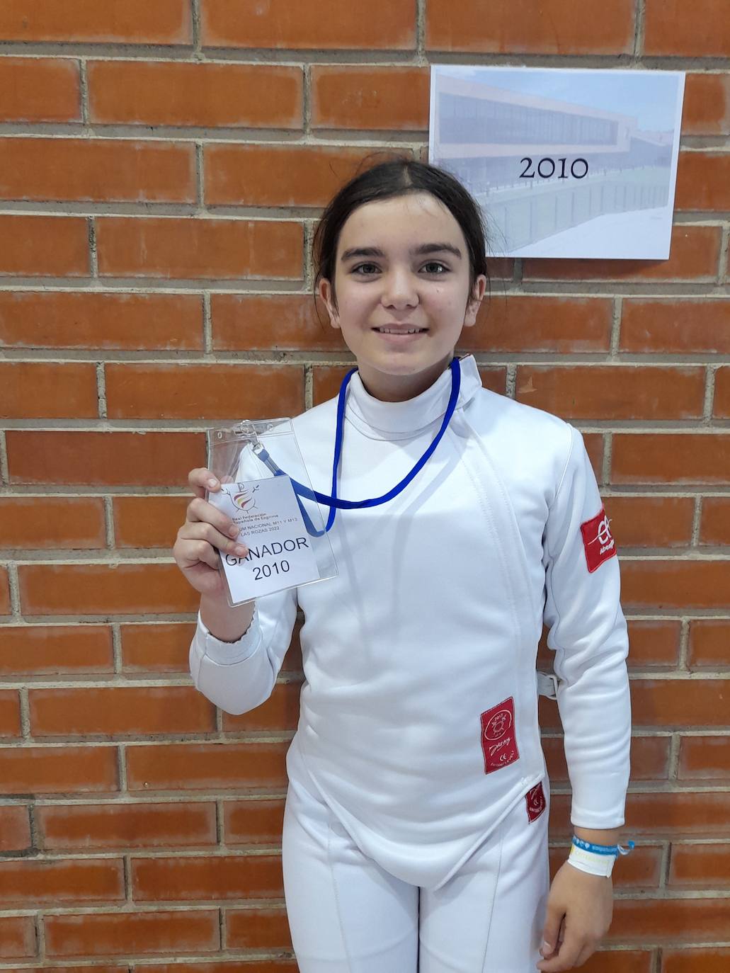 Imagen secundaria 2 - Las tres medallistas arroyanas durante la competeción