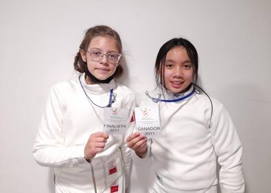 Imagen secundaria 1 - Las tres medallistas arroyanas durante la competeción