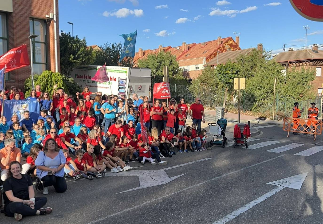 Fotos: Día de las Peñas en Arroyo