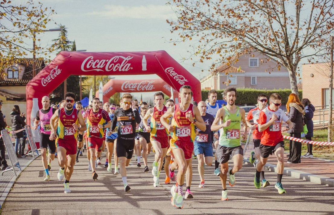 Participantes en la Carrera del Turrón de Arroyo