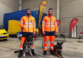 Voluntarios de Protección Civil de Arroyo en su nueva sede