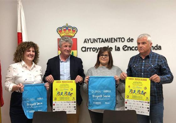 Mª Eugenia Sanchís, especialista en alergología, el alcalde, Sarbelio Fernández, Estela Ruíz, Presidenta de ABLAA y Sebastián Nogales, presidente de la Senda de Arroyo