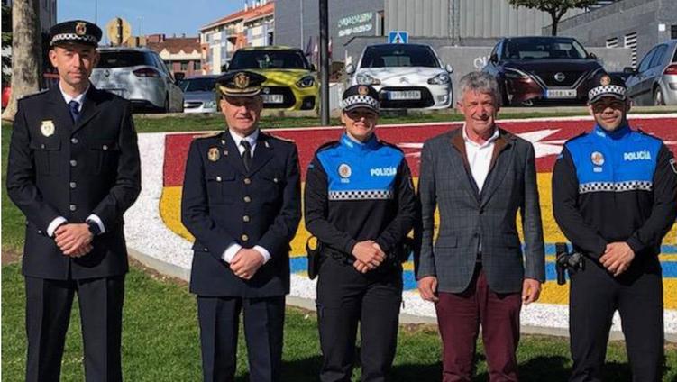 Dos nuevos agentes de policía para Arroyo