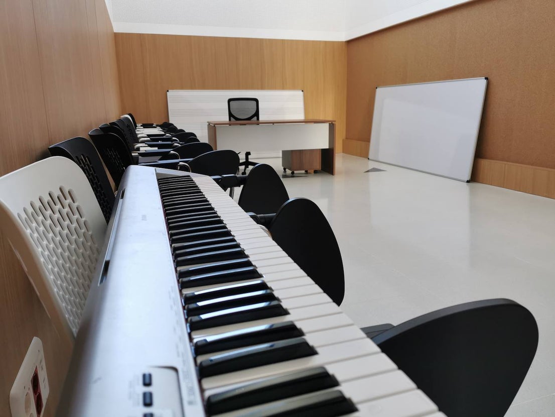 Así es la Casa de la Música y del Teatro de Arroyo