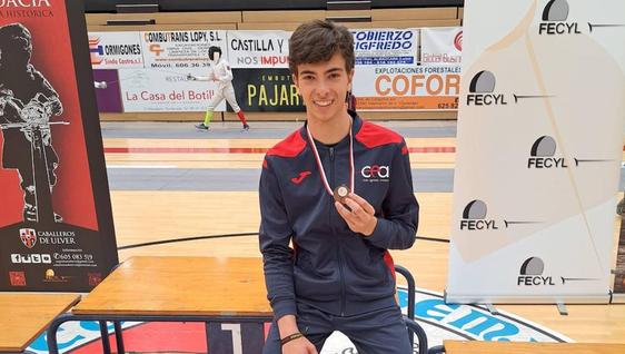 Una medalla de bronce recién llegada desde Bembibre