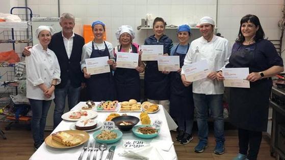 Los cocineros creativos de Arroyo se gradúan