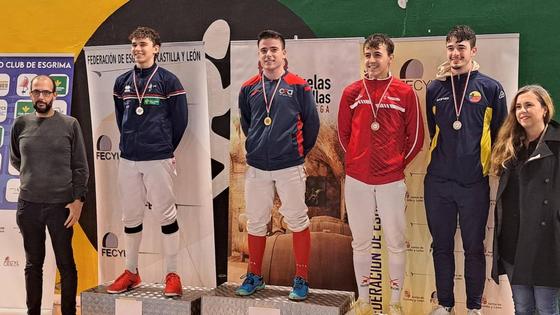 Arroyo consigue un oro y un bronce en la Jornada de Ranking Regional de esgrima