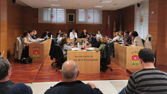 Unanimidad en el pleno para conceder la primera medalla de plata del municipio