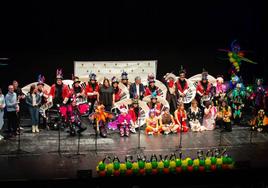 Las tres chirigotas participantes hicieron las delicias del público y del jurado