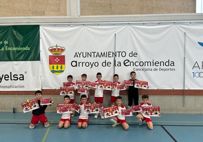 Los jugadores del equipo Prebenjamín A