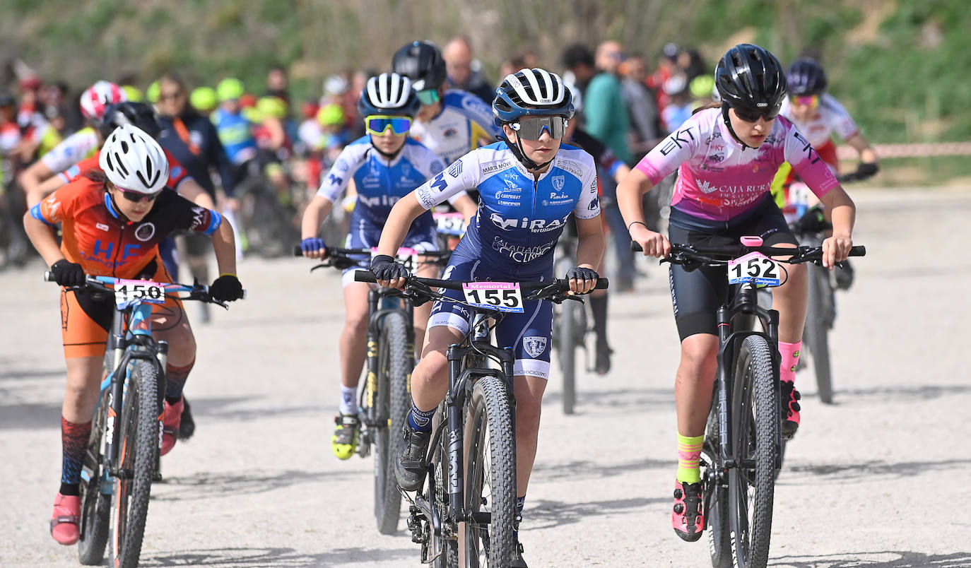 El Parque del Socayo acoge este trofeo que lleva el nombre de la ciclista fallecida en un accidente de tráfico Estela Domínguez