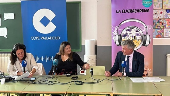 Los alumnos del Elvira Lindo se convierten en periodistas radiofónicos