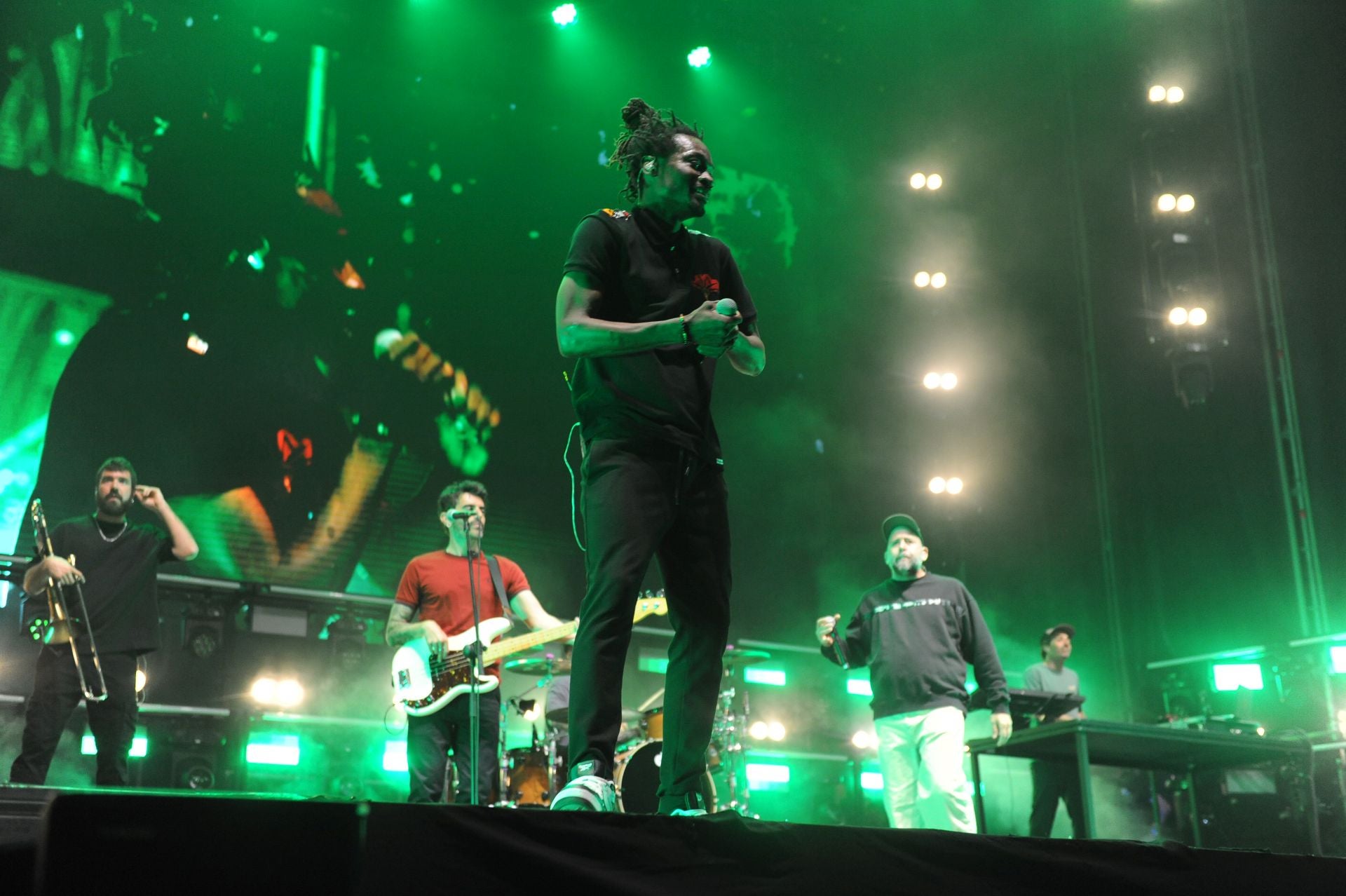 Concierto de La Raíz en Arroyo de la Encomienda