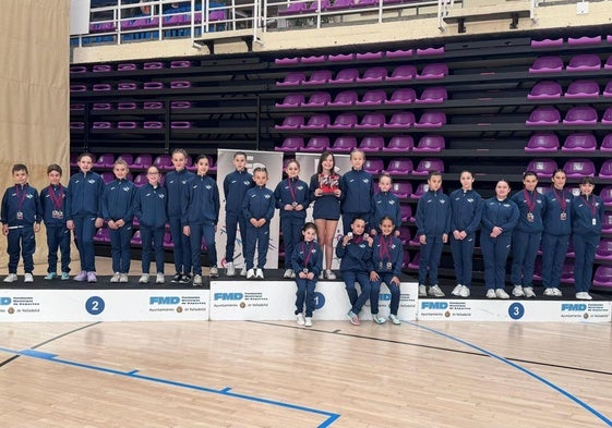 Participantes del C.D. Trampolín Arroyo de las categorías inferiores