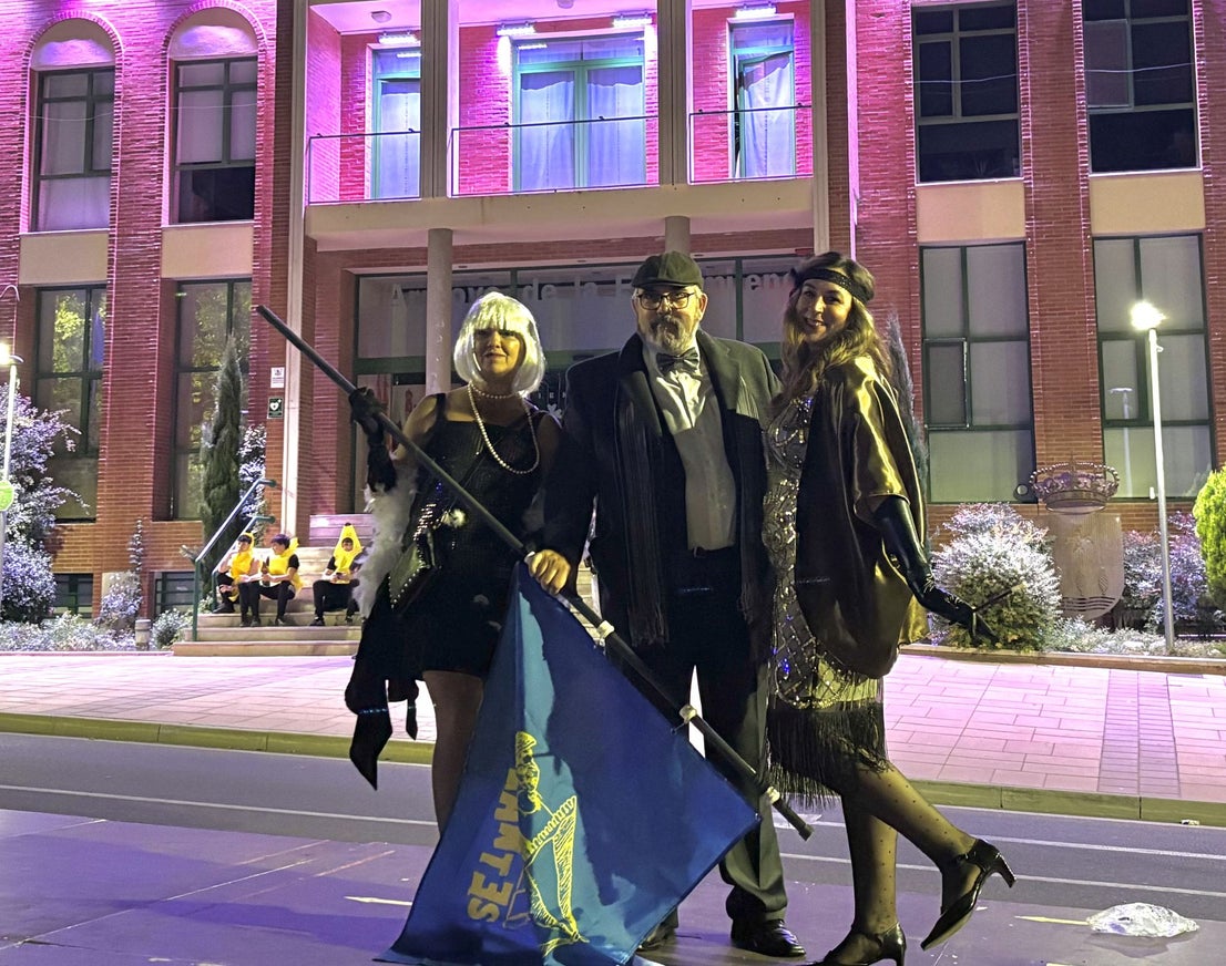 Así transcurrió el desfile de disfraces del Peñas Fest de Arroyo