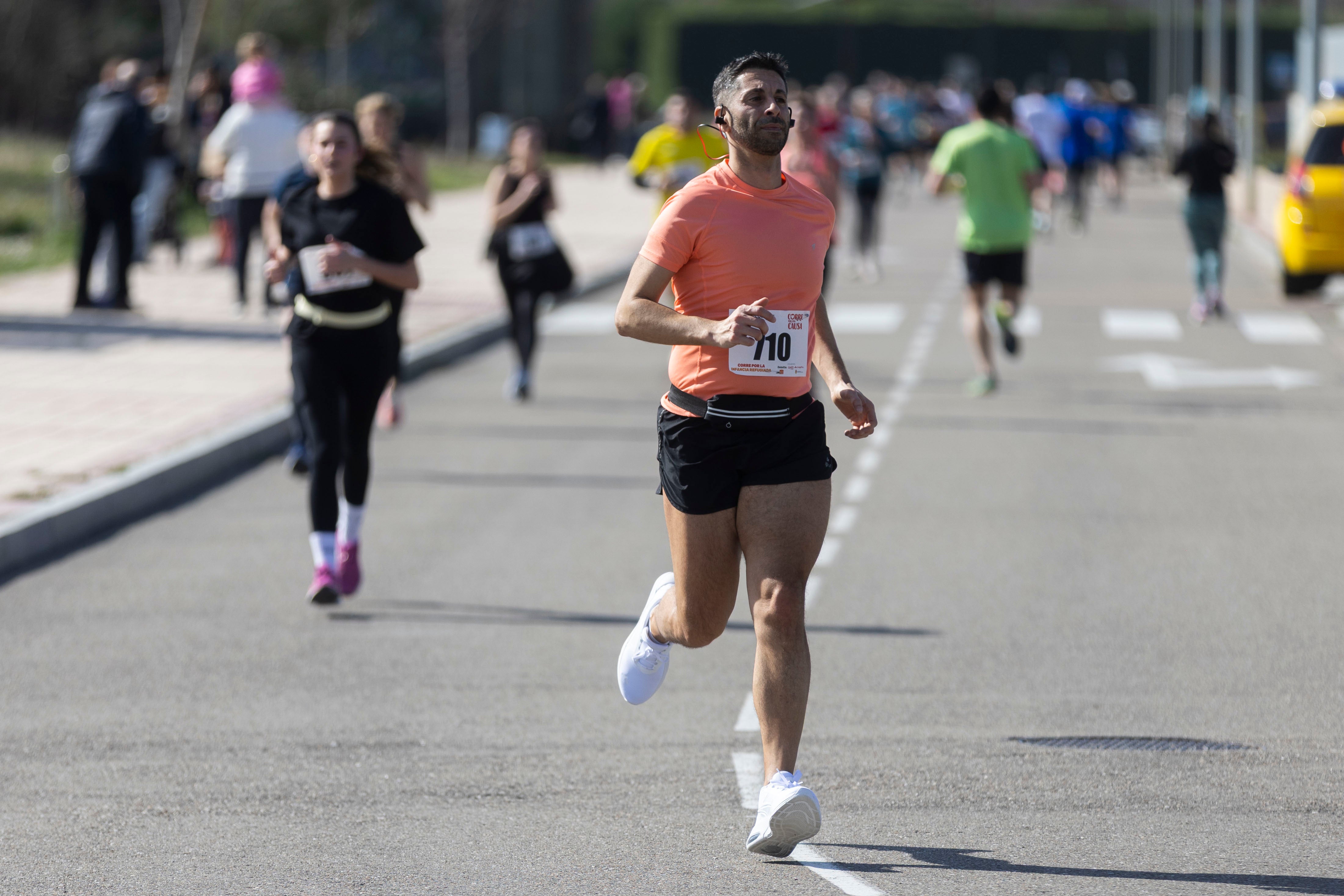 Las imágenes de la carrera entreculturas celebrada en Arroyo de la Encomienda