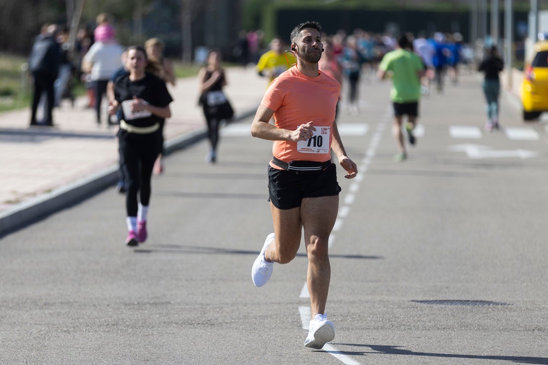 Las imágenes de la carrera entreculturas celebrada en Arroyo de la Encomienda