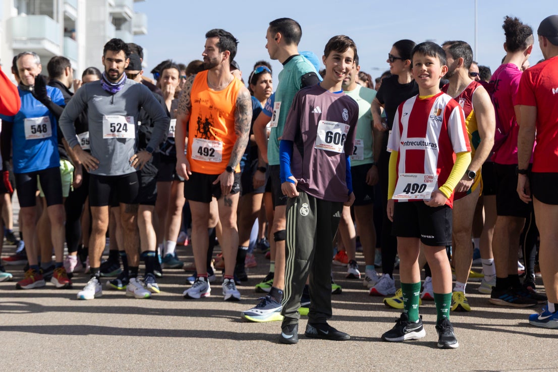 Las imágenes de la carrera entreculturas celebrada en Arroyo de la Encomienda