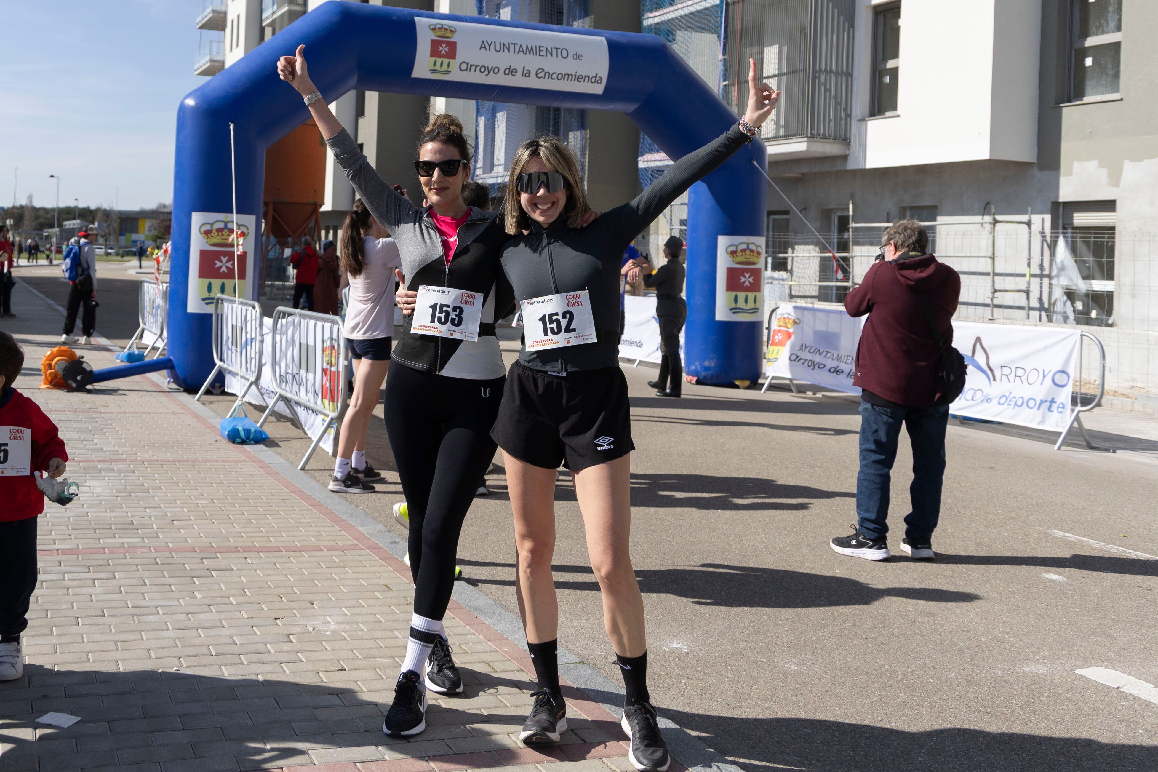Las imágenes de la carrera entreculturas celebrada en Arroyo de la Encomienda