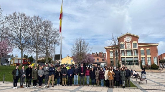 Minuto de silencio en Arroyo por el día en memoria de las víctimas del terrorismo