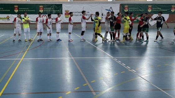 El Unión Arroyo acaricia la victoria ante el nuevo campeón