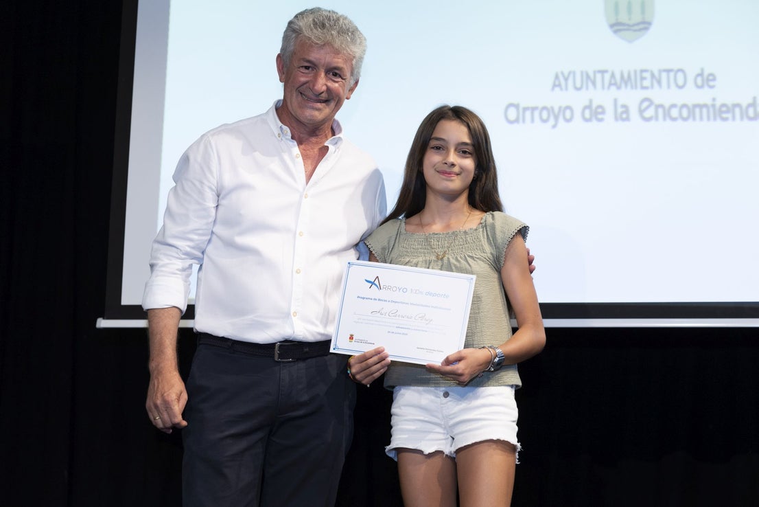 Así fue la entrega de las becas a los deportistas arroyanos
