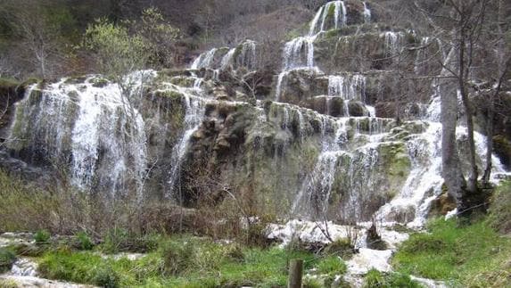 Espacio Natural de Covalagua, Pomar de Valdivia (Palencia). 