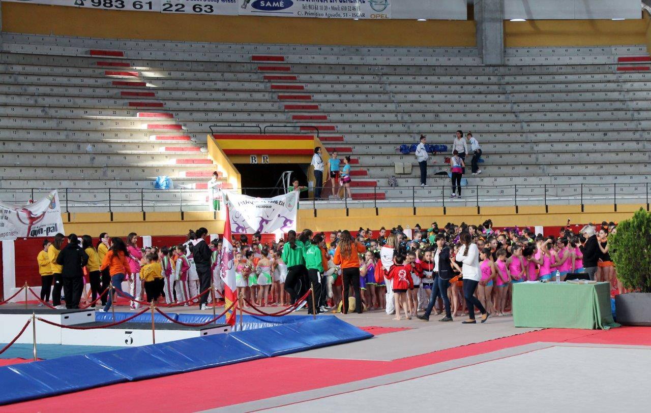 Campeonato Escolar de Gimnasia Rítmica de Castilla y León 2014 celebrado en Íscar (2/3)