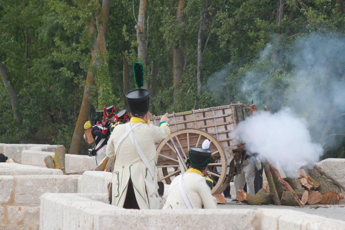 Recreación de la batalla de las tropas napoleónicas de 1808 en Torquemada (1/2)