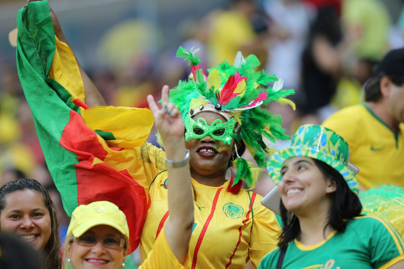 Las aficiones ponen el color al Mundial