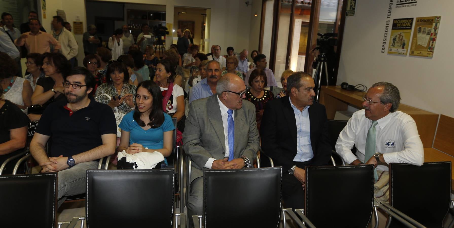 Primera Velada Poética &#039;A la sombra del ciprés&#039;