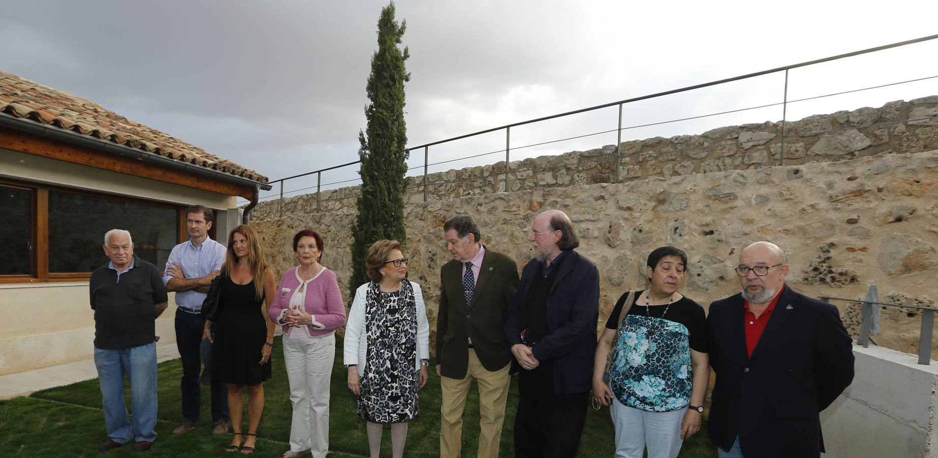 Primera Velada Poética &#039;A la sombra del ciprés&#039;